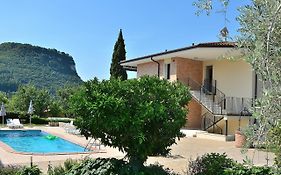 Ca Gardesana With Pool